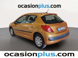 Peugeot 207 1.4 Confort 54 kW (75 CV)