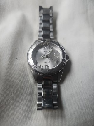 Reloj Invicta Angel Plata y Blanco