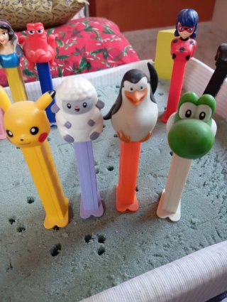 Dispensadores Caramelos Pez V