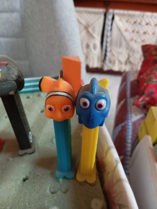 Dispensadores Caramelos Pez V