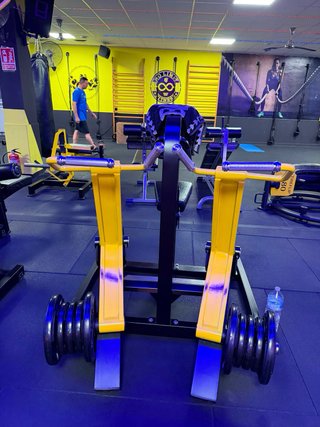 Máquina de gimnasio Hammer Strength