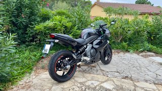Kawasaki ER6F 2012 // vendo o cambio por coche