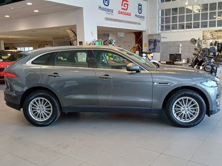Jaguar F-Pace 2018