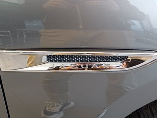 Jaguar F-Pace 2018