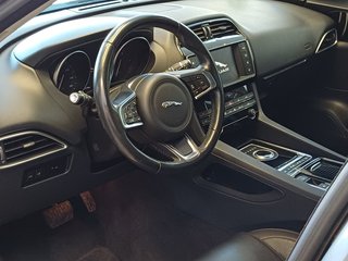 Jaguar F-Pace 2018