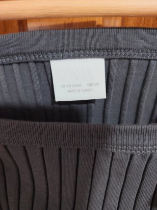 Camiseta tirantes con hebillas