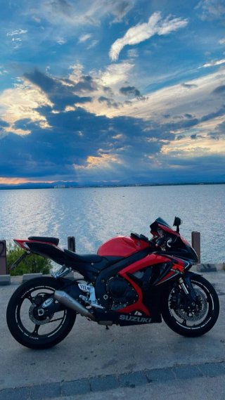 Suzuki GSXR600 K6 32.000km