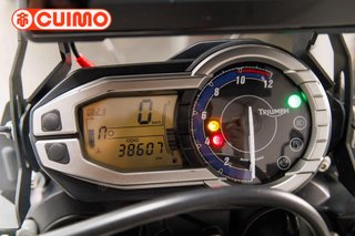 TRIUMPH TIGER 800