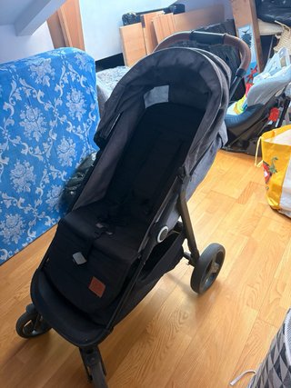 Carro de bebé Kinderkraft gris
