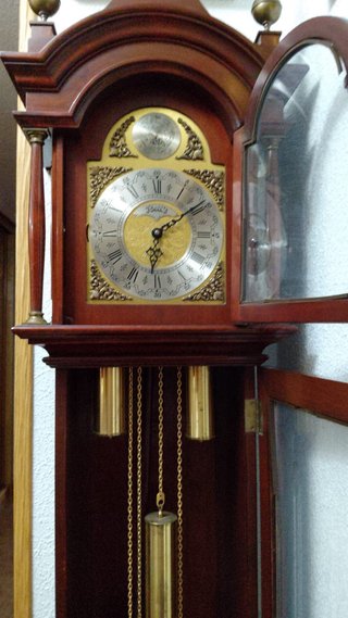 Reloj de pie antiguo coleccionista