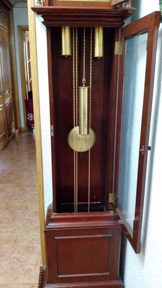 Reloj de pie antiguo coleccionista