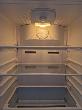 Nevera Beko blanca