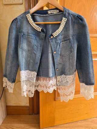 Chaqueta vaquera NAITONGYU perlas y encaje