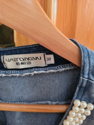 Chaqueta vaquera NAITONGYU perlas y encaje