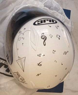 Casco HJC Infantil blanco con notas musicales