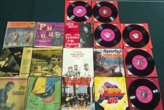 17 Vinilos 45 RPM Música S.XX