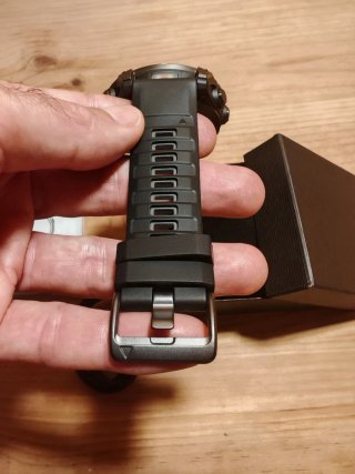 Garmin Fenix 8 47mm Zafiro Titanio