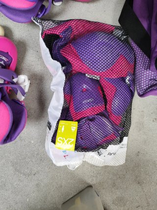 Patines Oxelo Play 3 Talla 26-28 Rosa
