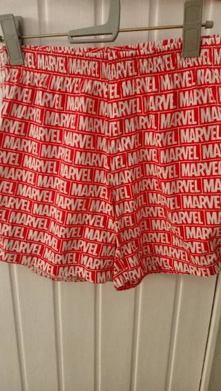 Pijama Marvel Camiseta y Pantalón Corto