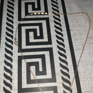 Collar de oro con colgante de circonita oro 18 KL