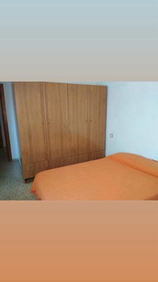 Se busca compañero de piso
