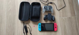 Nintendo Switch + Accesorios