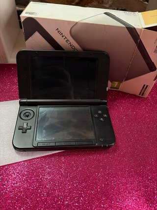 Nintendo 3DS XL Plata + Negro + Mario Kart