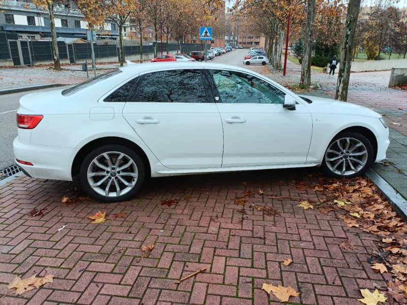 Audi A4 2017 - foto 1