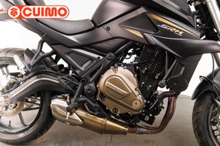 QJ MOTOR SRK 700