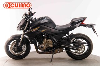 QJ MOTOR SRK 700