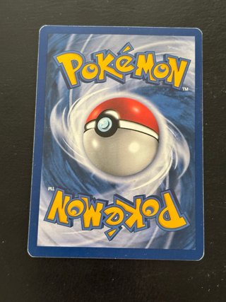 Carta Pokémon Beedrill 17/102 Etapa 2