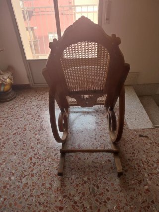 2 Mecedoras Vintage Madera y Mimbre