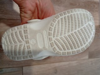 Zapatillas niño blancas y negras