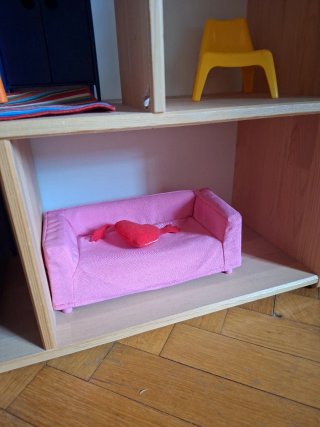 Casita de muñecas Ikea con muebles