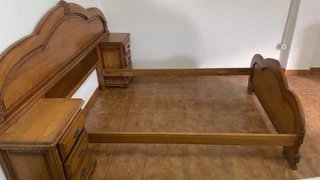 Conjunto de dormitorio madera maciza