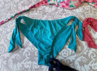 Lote 4 bikinis talla única