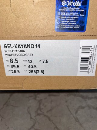 ASICS Gel-Kayano 14 talla 42