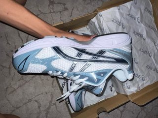 ASICS Gel-Kayano 14 talla 42
