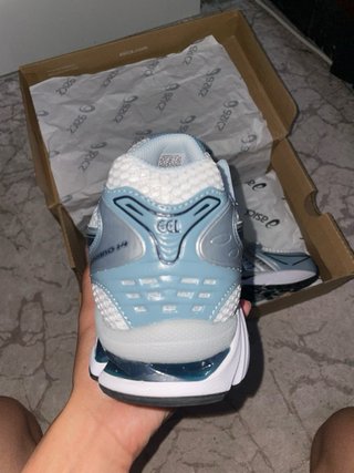 ASICS Gel-Kayano 14 talla 42