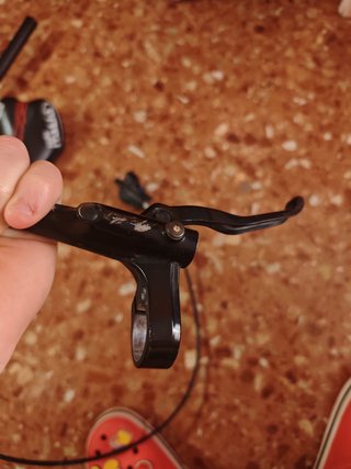 Freno Hidráulico Shimano MT200. TRASERO