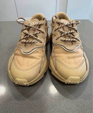 Zapatillas Adidas Ozweego Beige mujer