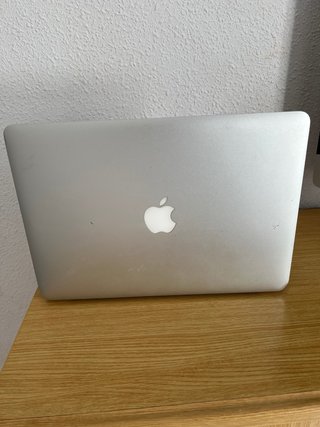 MacBook Air 13 i7 8GB RAM + Office 2019