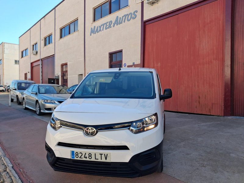 Toyota ProAce City COMBI VX L1 1.5D 6MT 2021