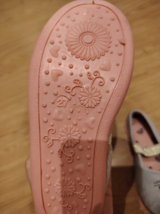 Pantuflas niña con dibujo de perro