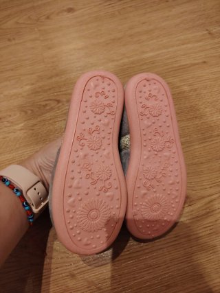 Pantuflas niña con dibujo de perro