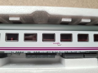 Roco 45782 RENFE Pantone Serie 9000 Cafetería Turi