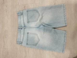 Pantalón corto vaquero Talla 8-9