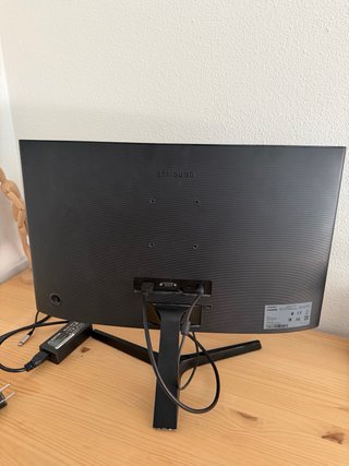 Monitor Samsung 24” Curvo Full HD C24F396FHU