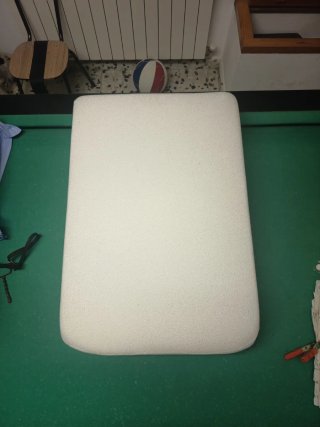 Almohada - cojín ergonómico para piernas.