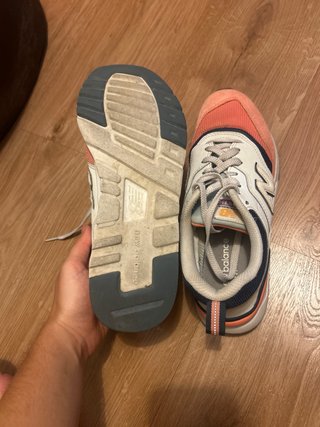 Zapatillas New Balance Naranja y Blanco